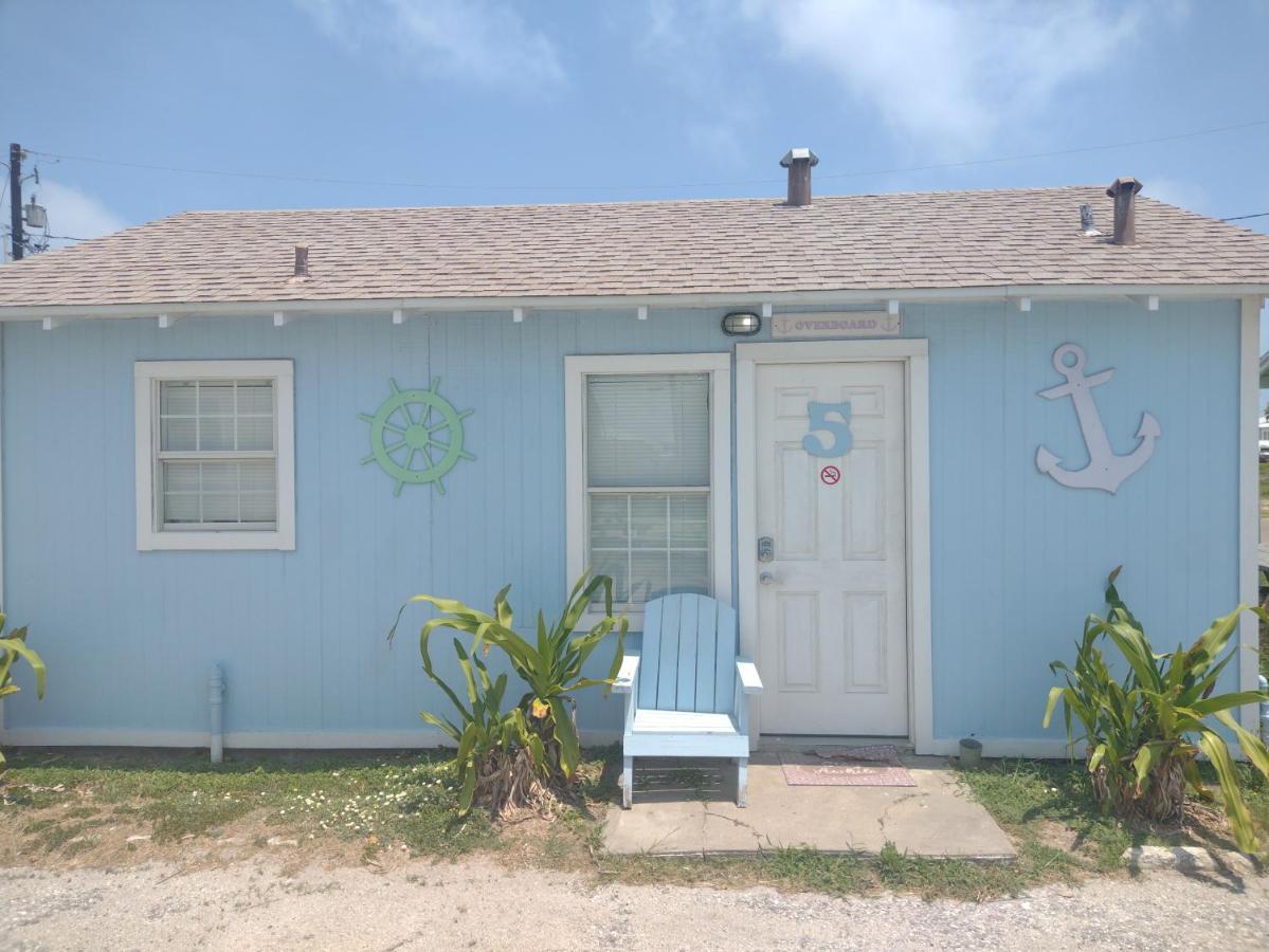 Double Barr Cottage Inn Порт Арансас Екстериор снимка