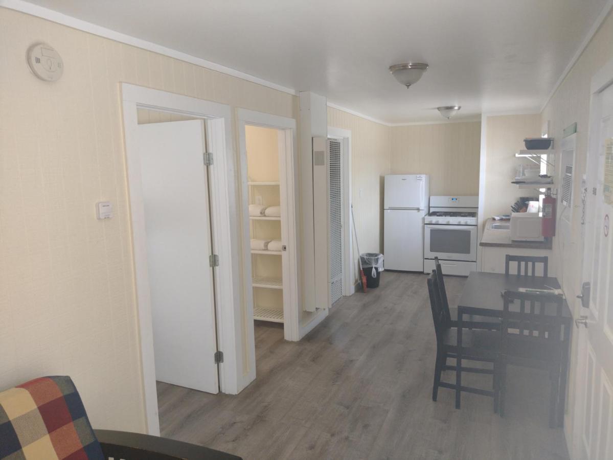 Double Barr Cottage Inn Порт Арансас Екстериор снимка